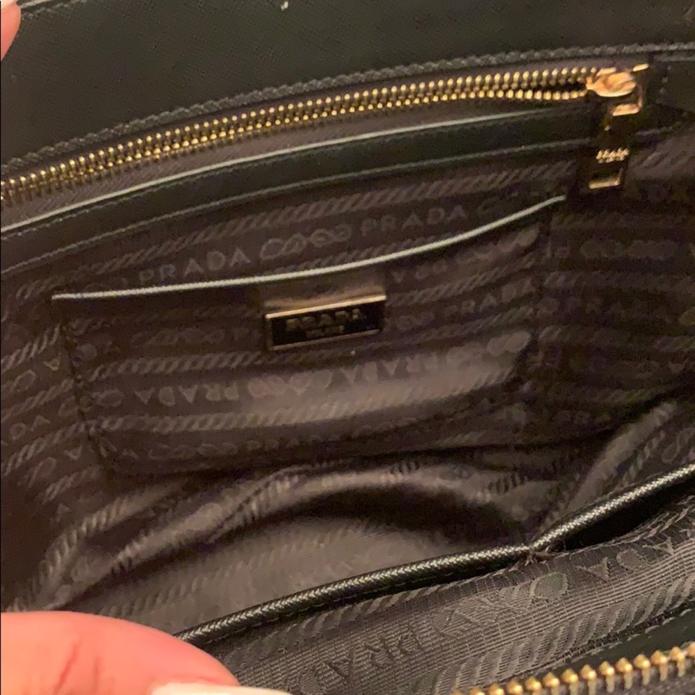 Prada Bag - Picture 5 of 8